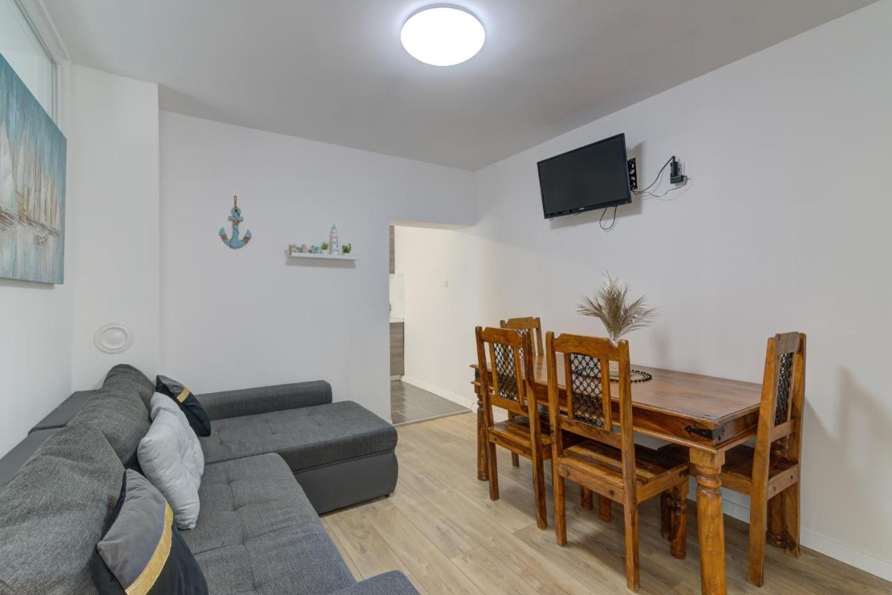 Lovely Apartments Senj Senj  Luaran gambar